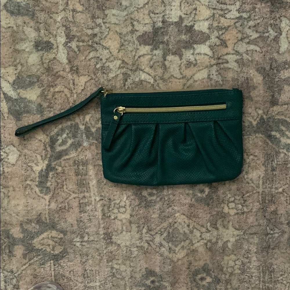 Elegant Green Wristlet Clutch
